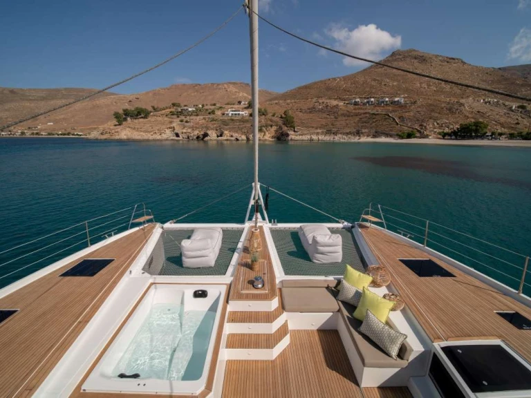 Ein Fountaine Pajot AETHER mieten in Athen