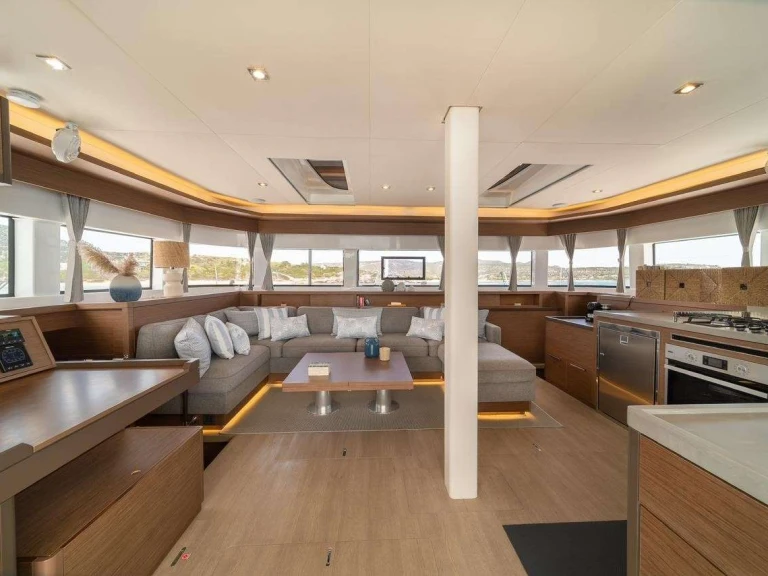 Bootsverleih Lagoon HYDRUS Griechenland Samboat