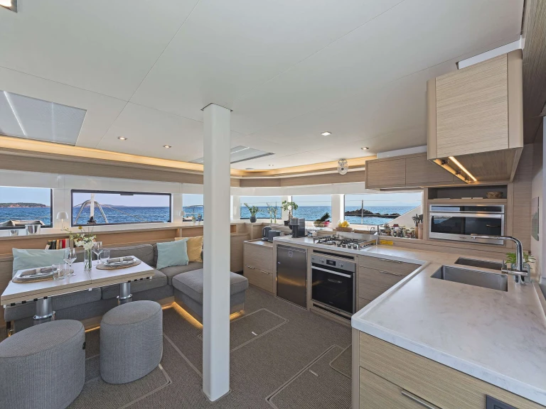 Vermietung Yacht Lagoon mit Führerschein