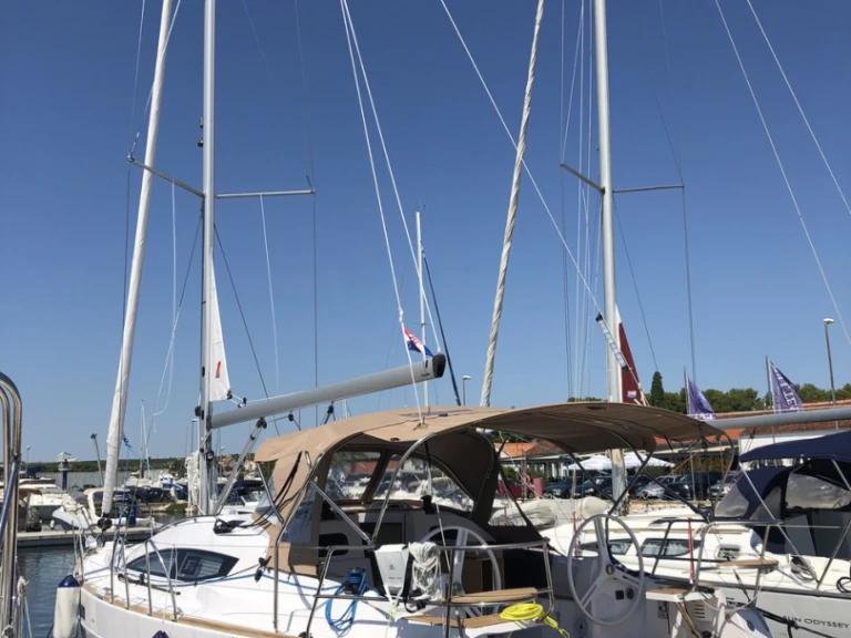 Segelboot mit oder ohne Skipper Elan mieten in Šibenik
