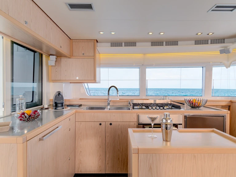 YachtCharter in Álimos - Lagoon Lagoon 52 F auf SamBoat