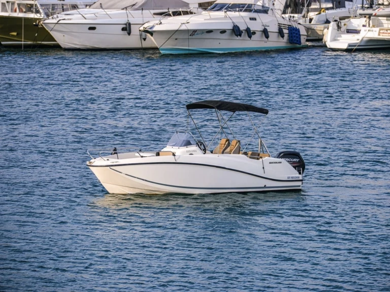 Motorboot mieten in Marseille zum besten Preis