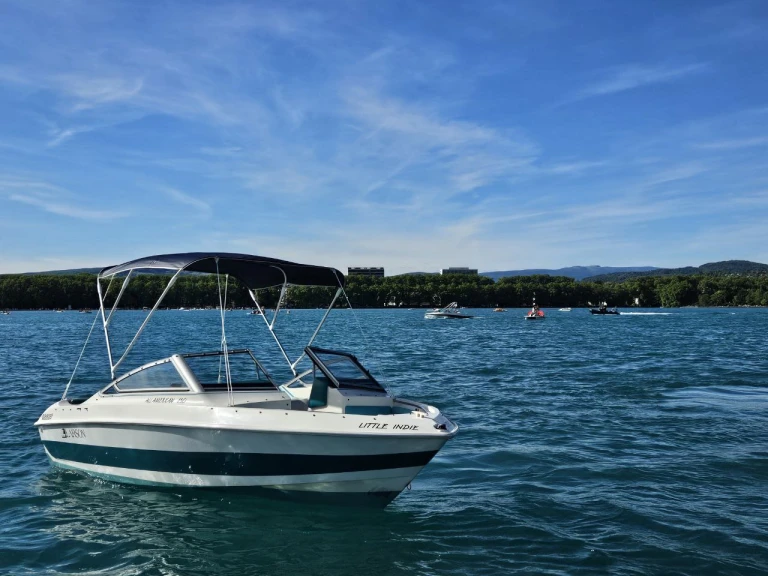 Motorboot mieten in Annecy zum besten Preis