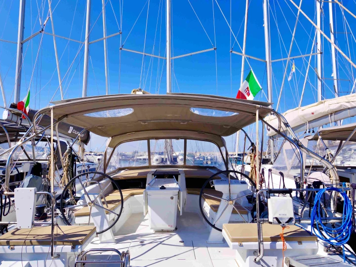 Bénéteau Oceanis 46.1 mieten Olbia