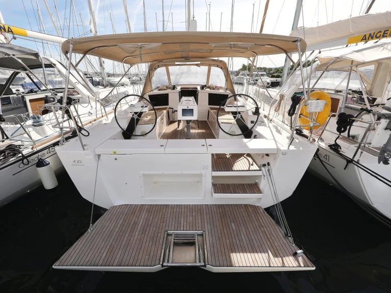 Segelboot mieten in Trogir zum besten Preis