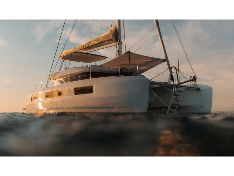 YachtCharter in Split - Lagoon LAGOON 51 ICONIC auf SamBoat