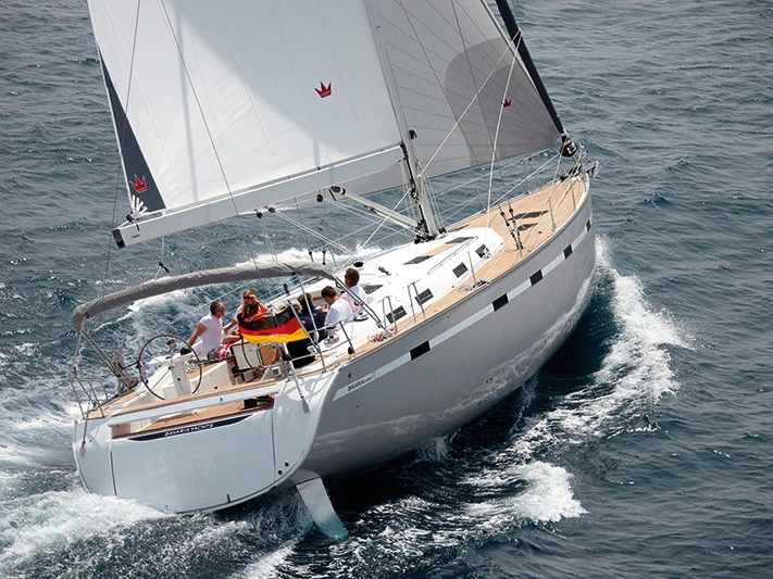 Segelboot mit oder ohne Skipper Bavaria mieten in Álimos