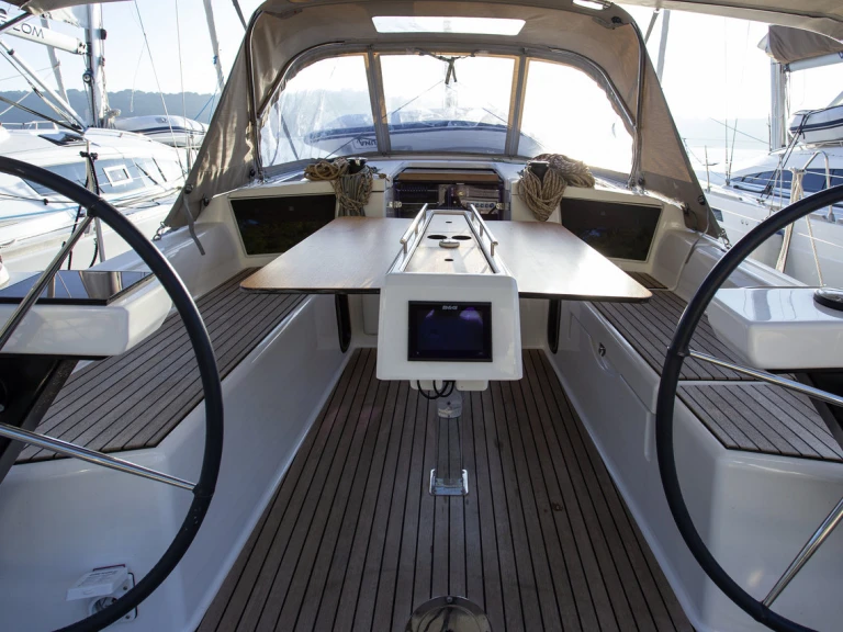 Segelboot mit oder ohne Skipper Dufour mieten in Punat