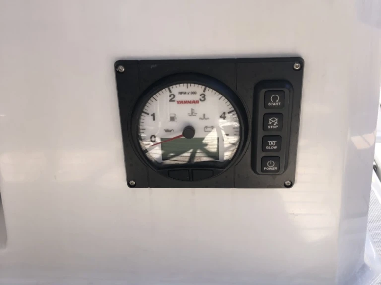 Ein Jeanneau Sun Odyssey 349 mieten in Punat