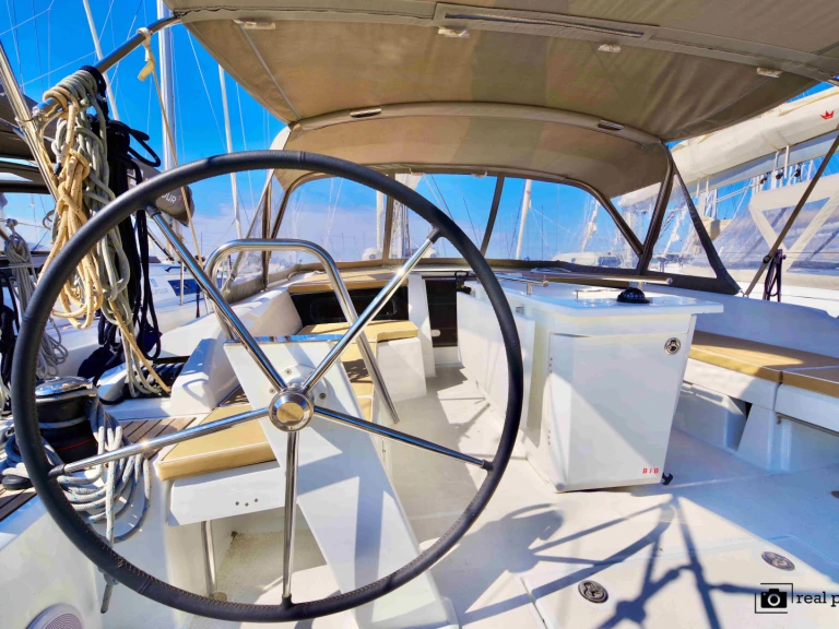 YachtCharter in Olbia - Bénéteau Oceanis 46.1 auf SamBoat
