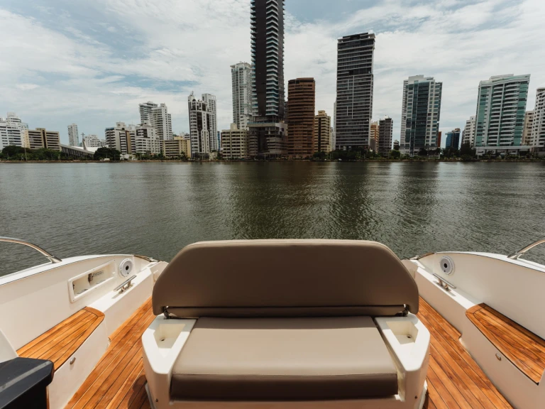 Motorboot mieten in Cartagena - Custom Made custom