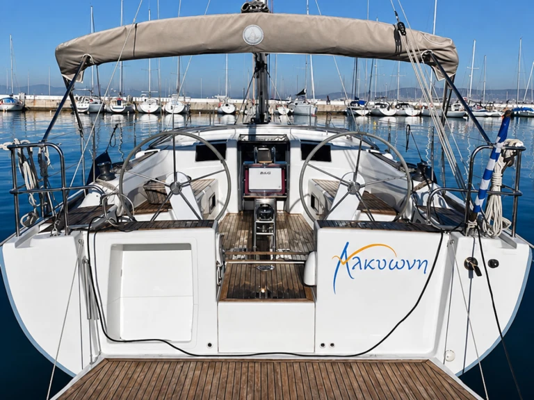 Segelboot mieten in Lavrion zum besten Preis