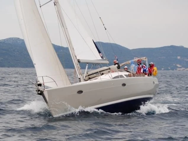 YachtCharter in Oban - Elan 434 Impression auf SamBoat