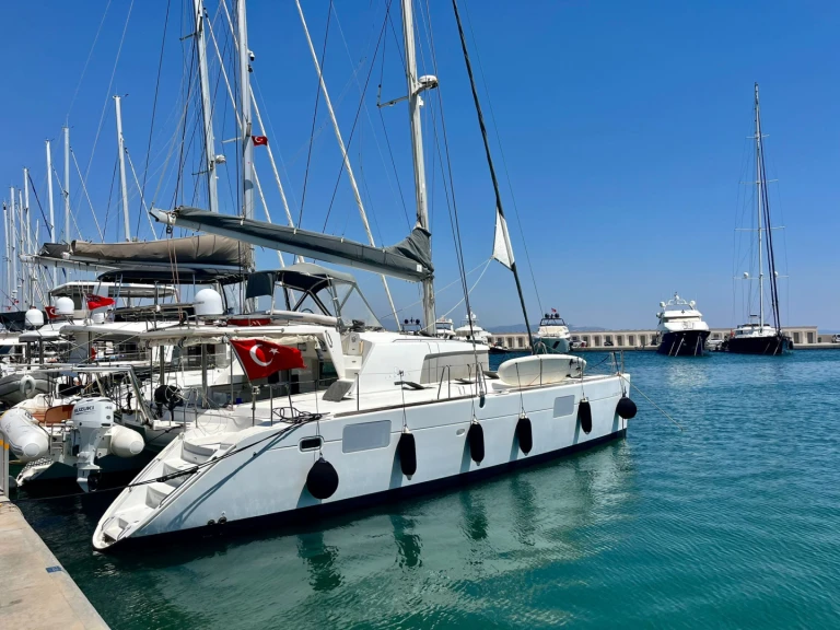 Boot mieten Adaköy günstig Lagoon 440