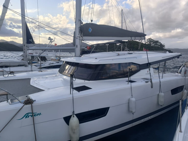 Vermietung Katamaran Fountaine Pajot mit Führerschein