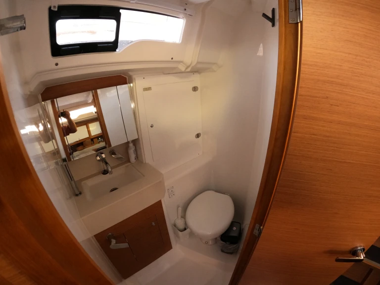 Boot mieten Adaköy günstig Dufour 37/3.cabin