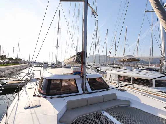 Ein Nautitech Nautitech 40 mieten in Zadar