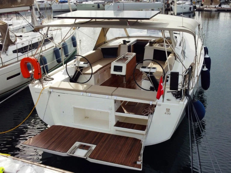 Bootsverleih Dufour Dufour 430 Marmaris Samboat