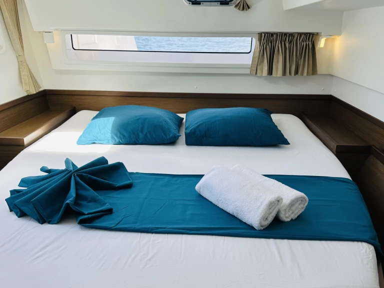 YachtCharter in Le Marin - Lagoon Lagoon 42 auf SamBoat