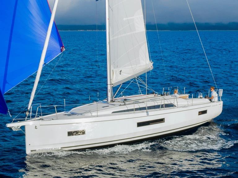 Bootsverleih Bénéteau Oceanis 40.1 Néa Péramos Samboat