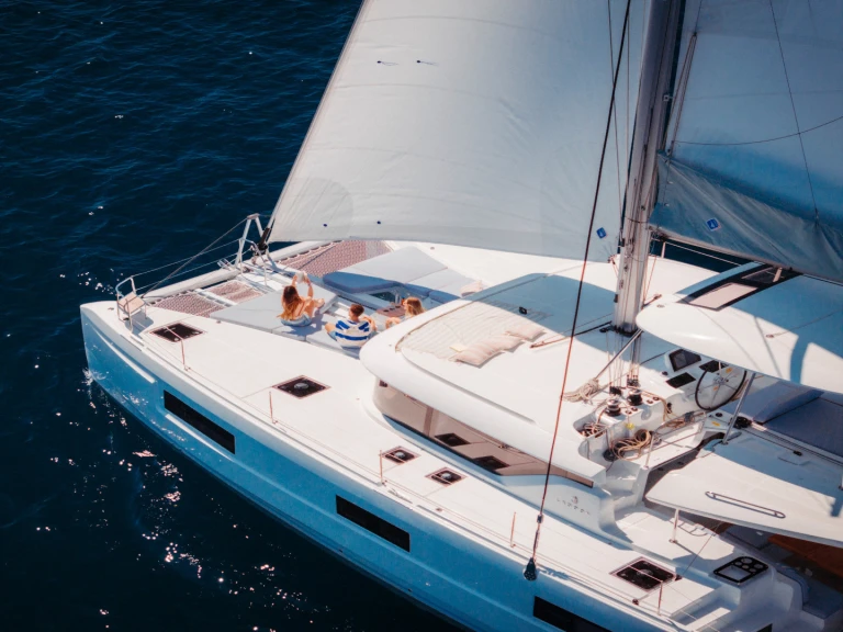 Katamaran mieten in Plataniás - Lagoon Lagoon 46 Owner's Version (LUXURY Equipped, SKIPPERED only)