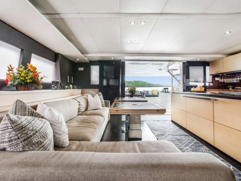 Vermietung Yacht Lagoon mit Führerschein