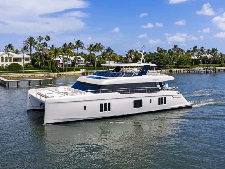 Vermietung Yacht Sunreef mit Führerschein