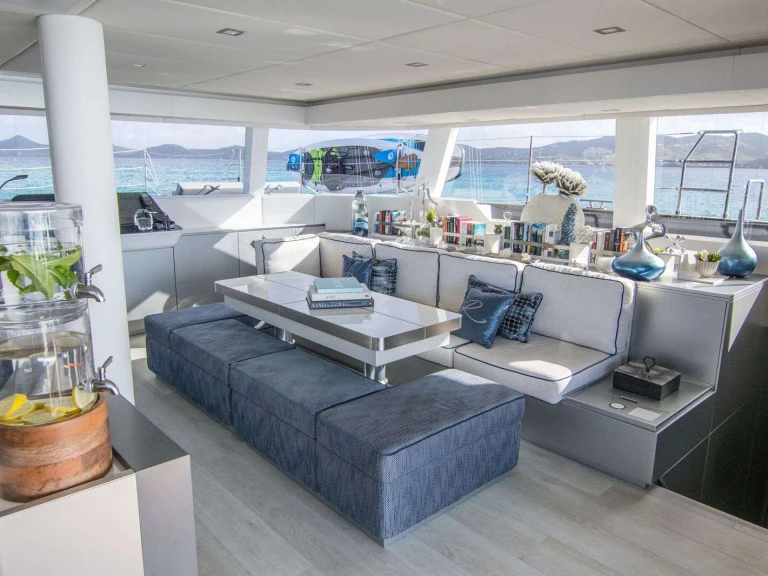 Ein Sunreef RELENTLESS 60 mieten in Tortola