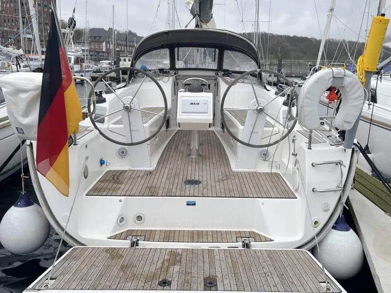 Vermietung Segelboot Bavaria mit Führerschein