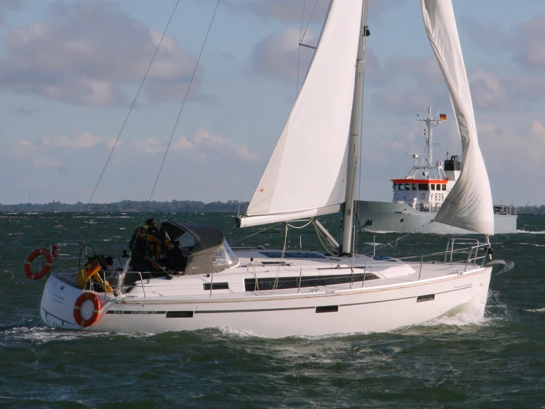 Bavaria Cruiser 37 mieten Heiligenhafen