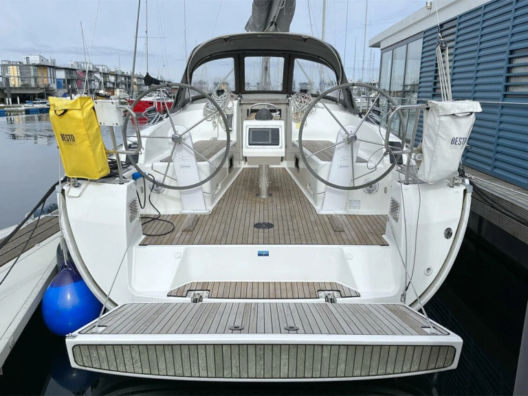 Ein Bavaria Cruiser 37 mieten in Flensburg