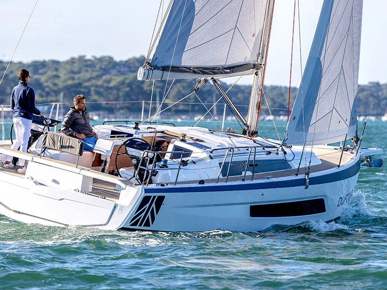 Boot mieten Heiligenhafen günstig Dufour 37