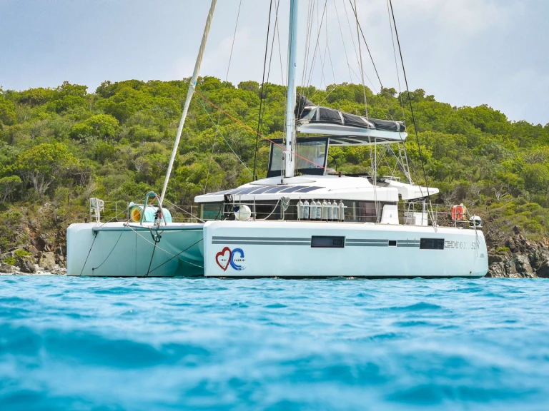 Boot mieten Frenchman's Cay günstig OUI CHERIE 