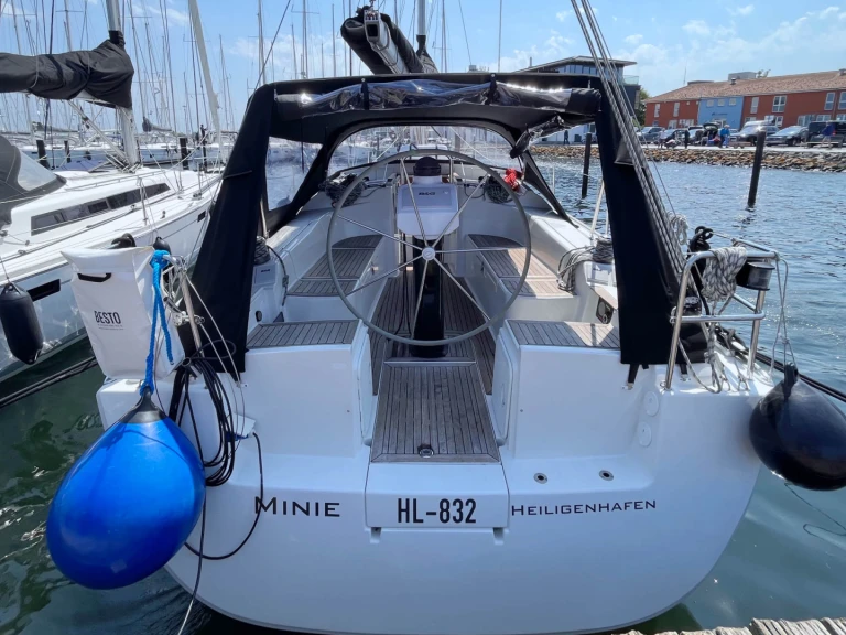 Ein Hanse Hanse 370 mieten in Heiligenhafen