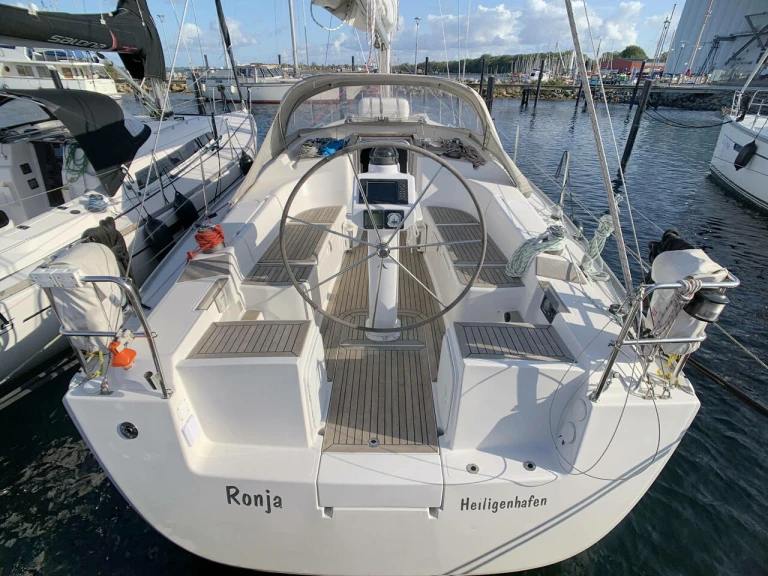Segelboot mit oder ohne Skipper Hanse mieten in Barth