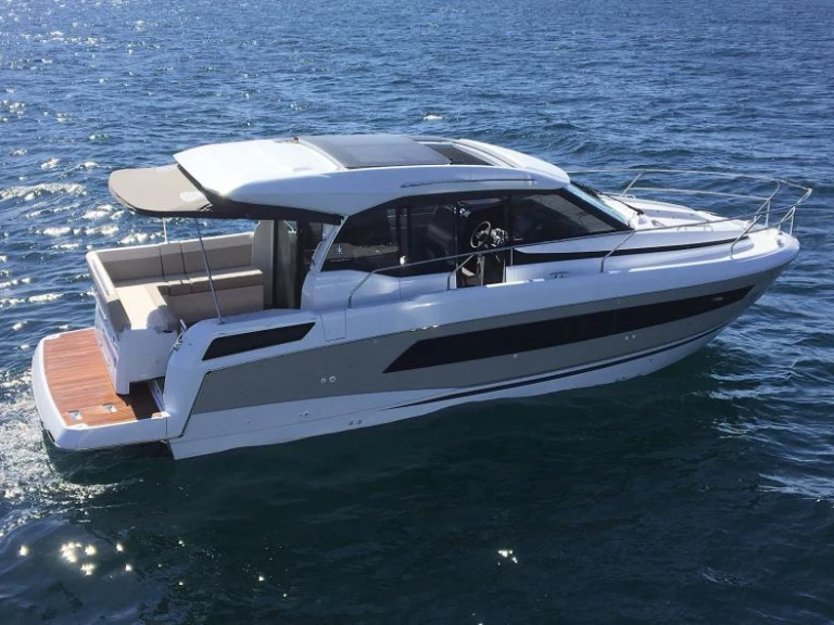 Vermietung Motorboot Jeanneau mit Führerschein