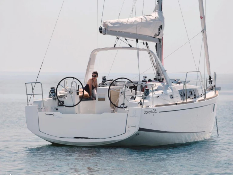 Bénéteau Oceanis 35.1 mieten Flensburg