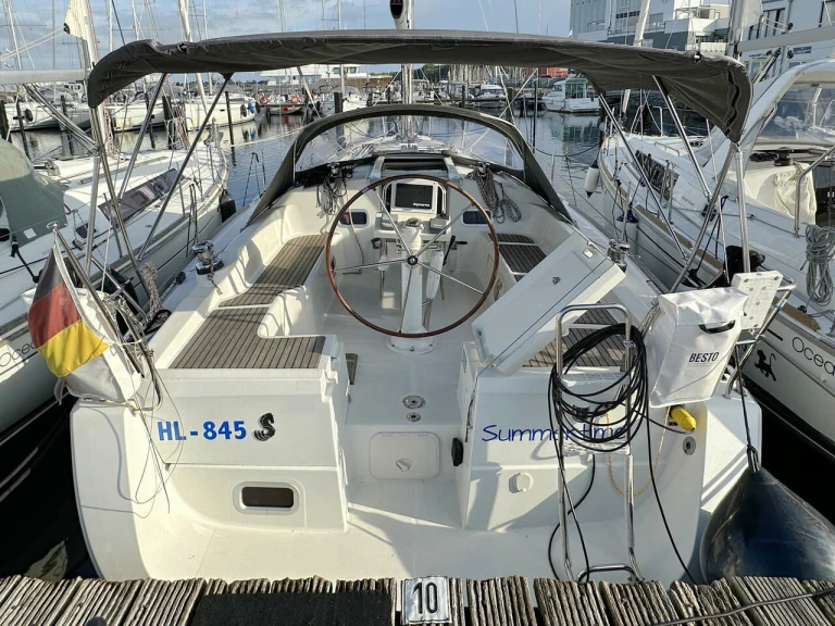 YachtCharter in Heiligenhafen - Bénéteau Oceanis 37 auf SamBoat