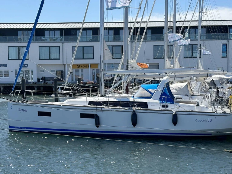 Segelboot mit oder ohne Skipper Bénéteau mieten in Heiligenhafen