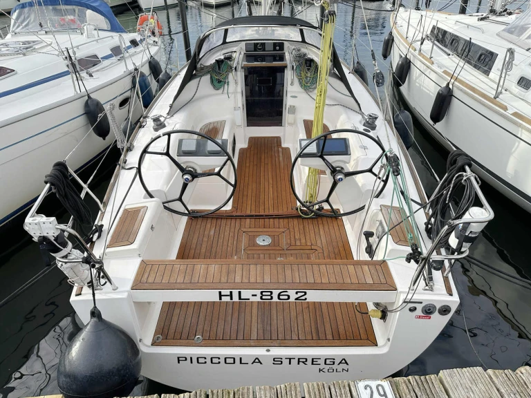 Vermietung Segelboot Salona mit Führerschein