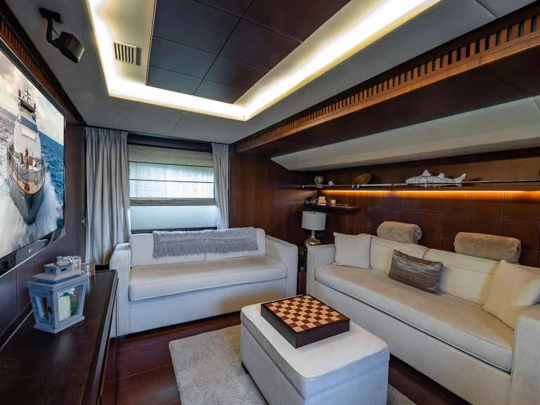 Vermietung Yacht Azimut mit Führerschein