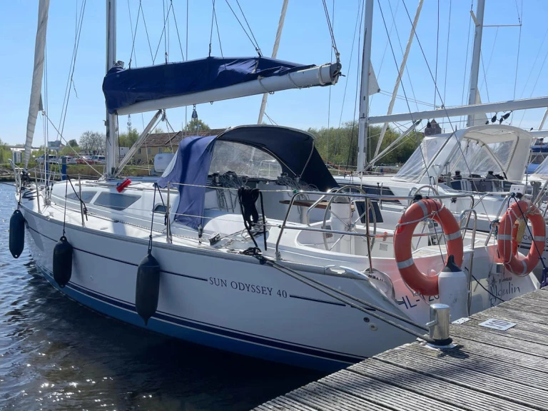 YachtCharter in Barth - Jeanneau Sun Odyssey 40 auf SamBoat
