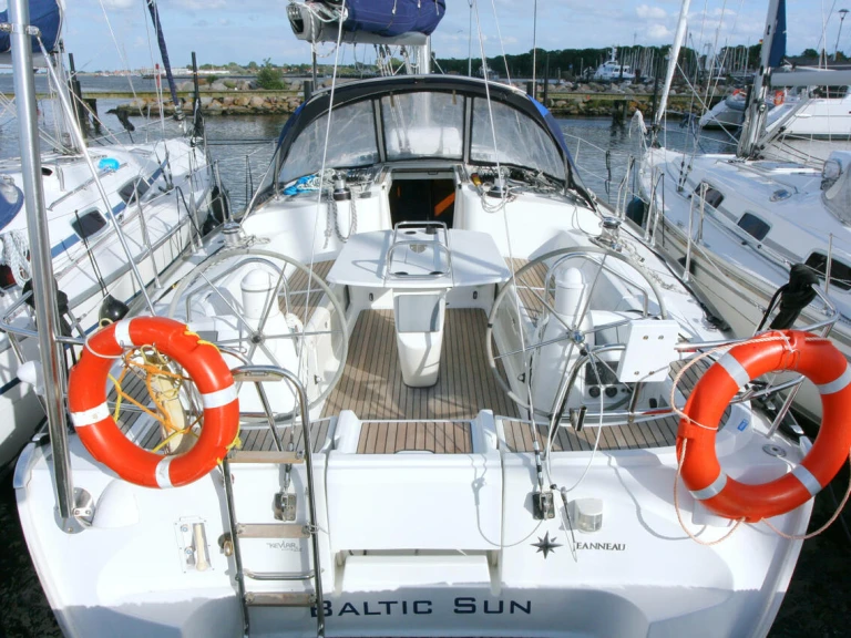 Segelboot mieten in Flensburg - Jeanneau Sun Odyssey 43