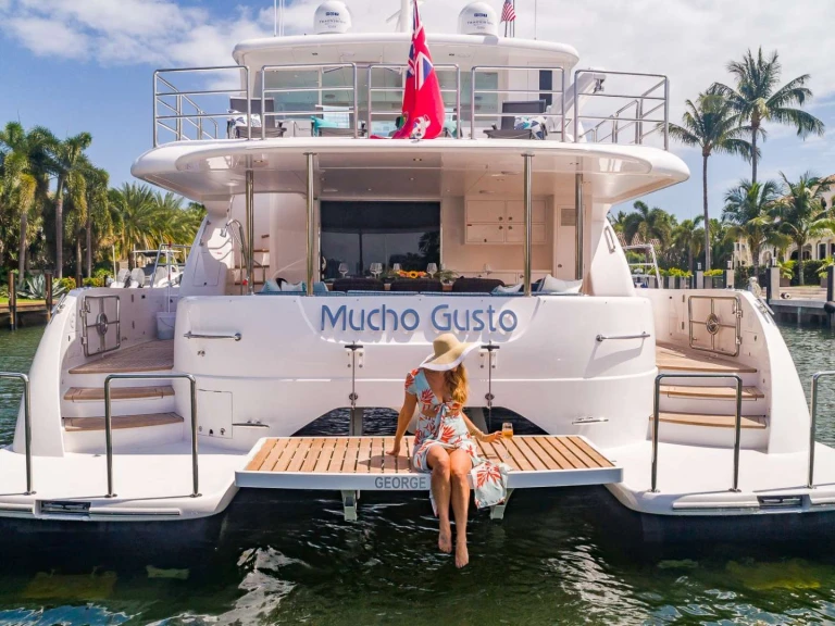 Bootsverleih Horizon MUCHO GUSTO Bahamas Samboat