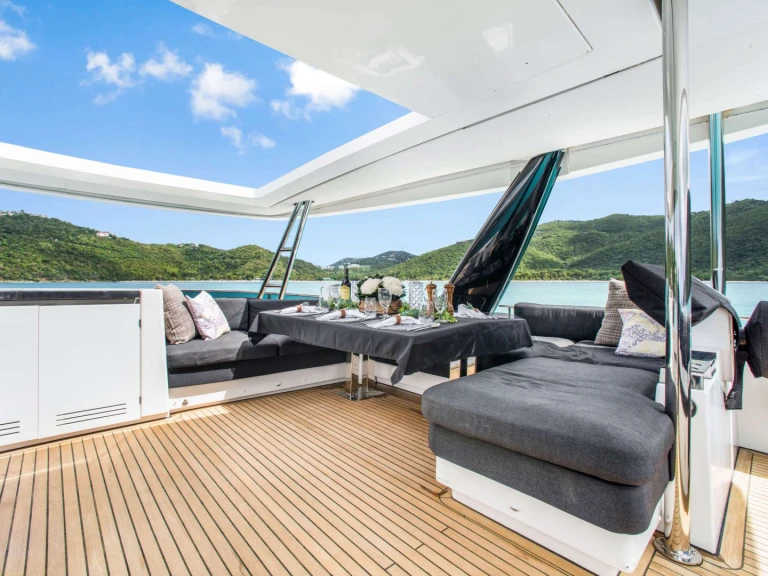 Vermietung Yacht Lagoon mit Führerschein
