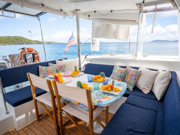 Yacht mieten in Road Town - Lagoon KNOT 5280