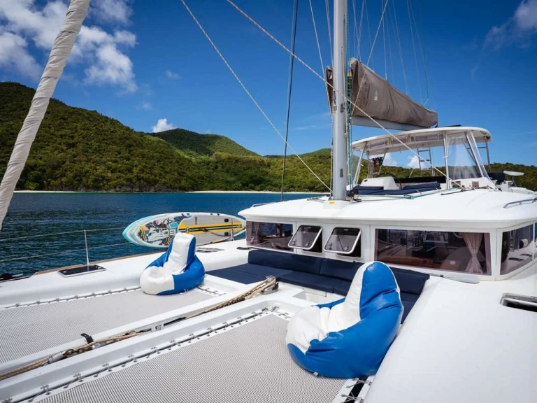 Vermietung Yacht Lagoon mit Führerschein