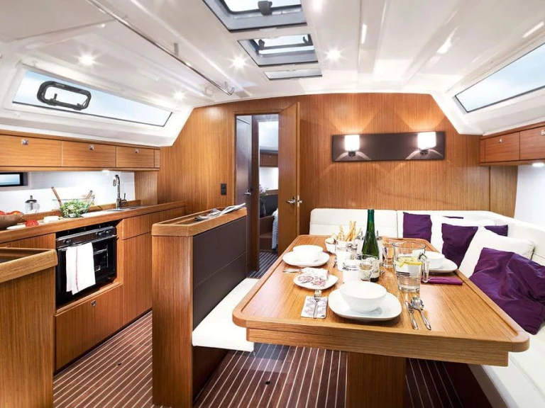 Bavaria Cruiser 46 mieten Gouviá