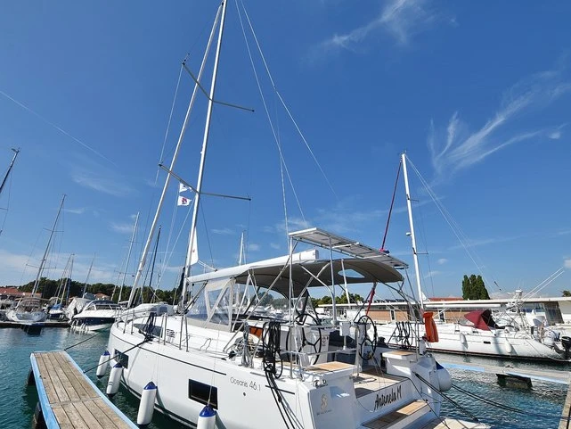 Bénéteau Oceanis 46.1 mieten Zadar