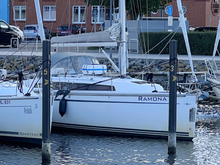 YachtCharter in Heiligenhafen - Bavaria Cruiser 33 auf SamBoat